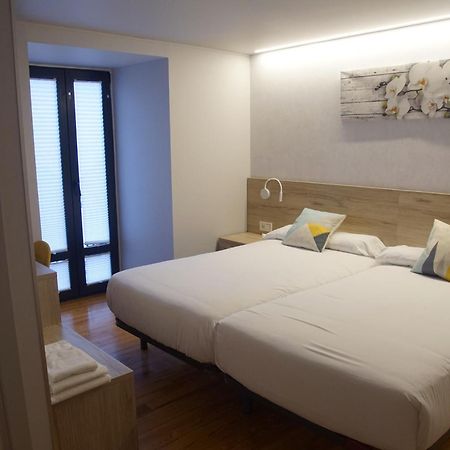 Casa Sabina Hotel Roncesvalles ภายนอก รูปภาพ