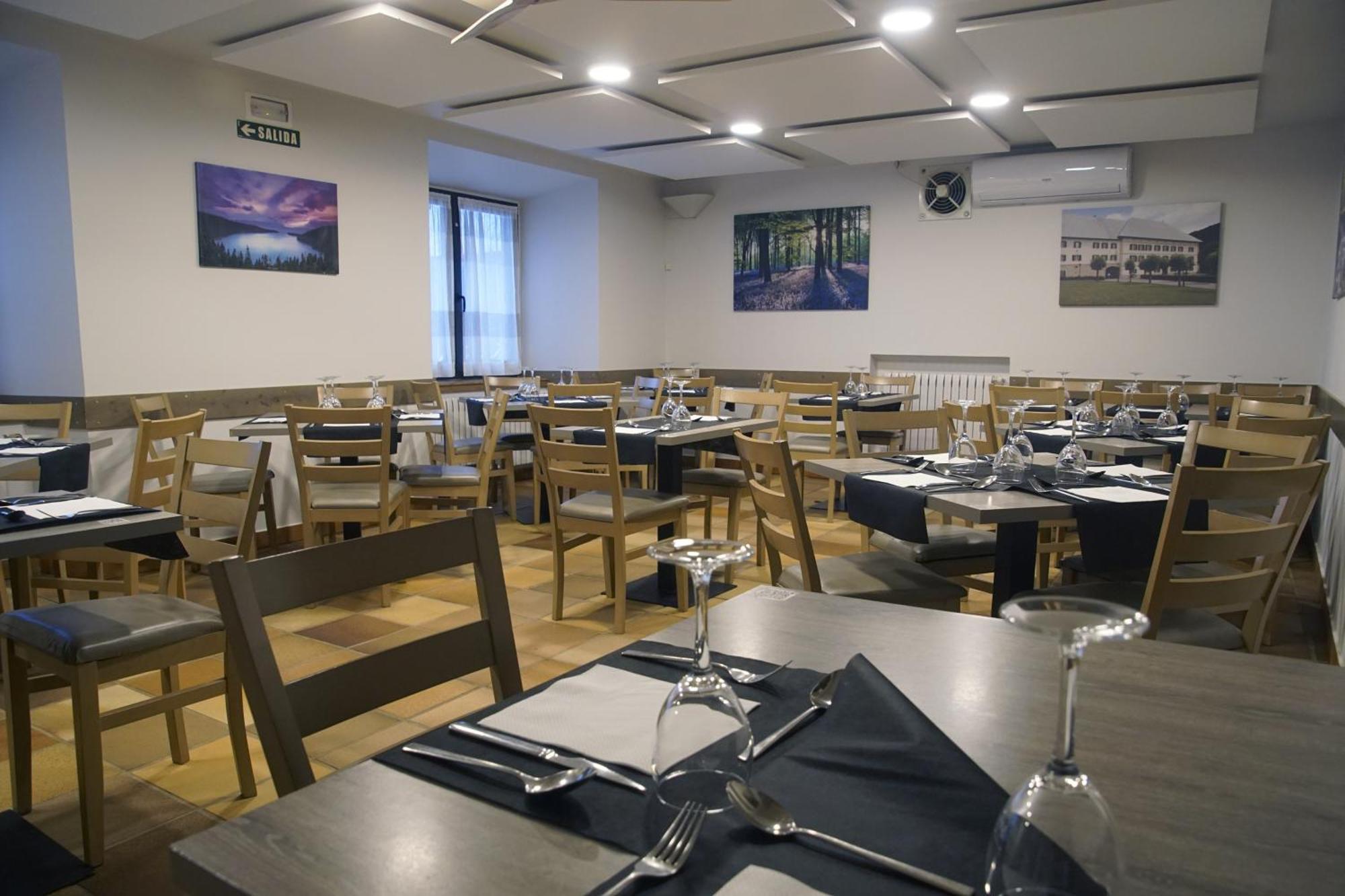 Casa Sabina Hotel Roncesvalles ภายนอก รูปภาพ